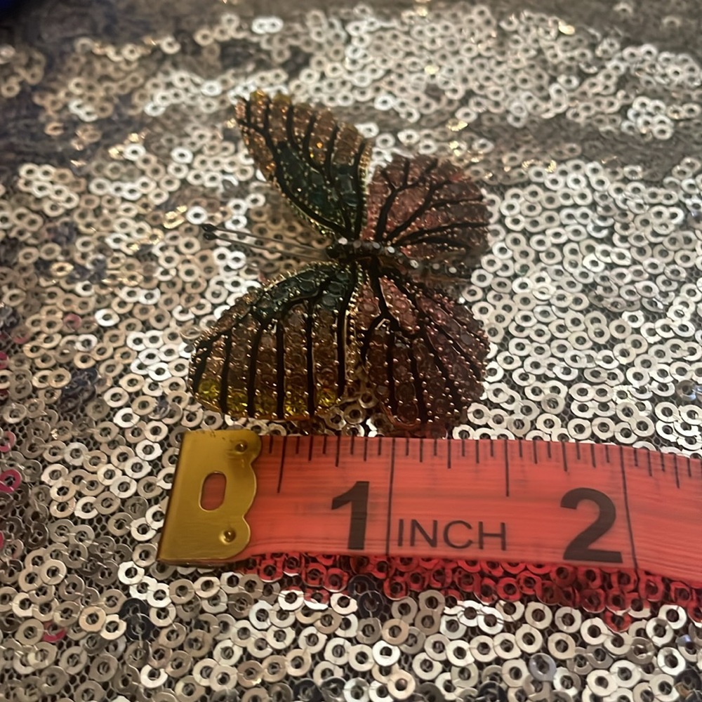 Beautiful Butterfly Brooch - Picture 4 of 4